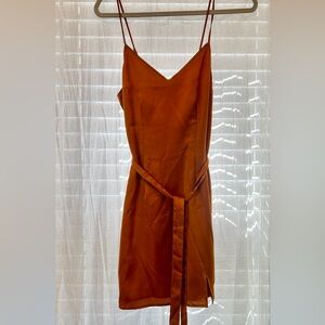 NWOT Satin/Silk belted zip up dress